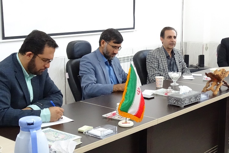 دیدار مدیرکل صدا و سیمای فارس با رئیس بسیج اساتید