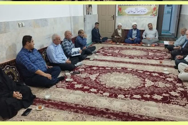 حجت الاسلام رضا زاده امام جمعه بخش بهاران در جلسه هماهنگی برگزاری یادواره
