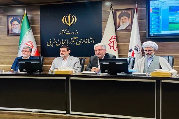 امیر حسین قاضی زاده هاشمی، رئیس بنیاد شهید و امور ایثارگران، محمدصادق معتمدیان، استاندار آذربایجان غربی