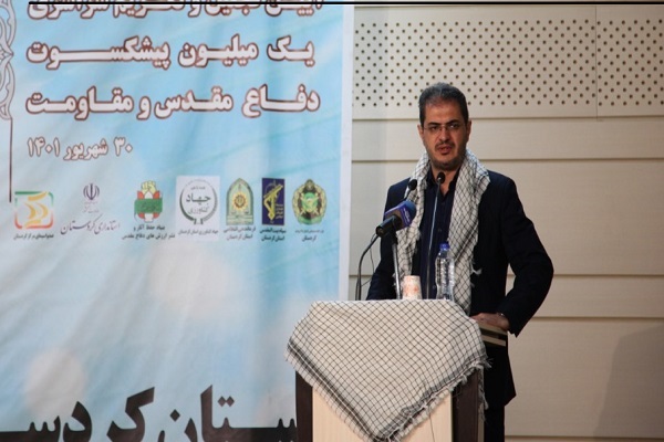 همگان از معدن عظیم دفاع مقدس درس یاد بگیرند
