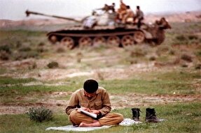 مدافعان سلامت همچون شهدای دفاع مقدس سنگر را خالی نکردند