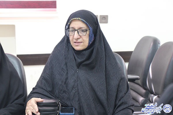 فاطمه صغری آمالی، فرزند شهیده «طوبی تاجریزی» و همسر شهید «علی برازنده مقدم»