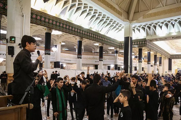 برگزاری محفل مرثیه‌سرایی نوجوانان فاطمی در آستان مقدس بانوی کرامت