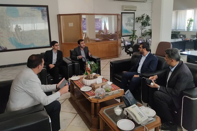 نشست معاون هماهنگی امور زائرین و گردشگری استانداری فارس با خیران منطقه جنوب