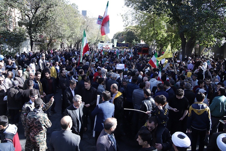 راهپیمایی 13 آبان، تبریز