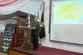 دفاع مقدس عرصه ادب و هنر انقلاب اسلامی را احیا کرد