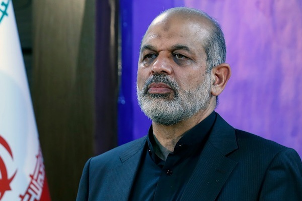 وحیدی وزیر کشور