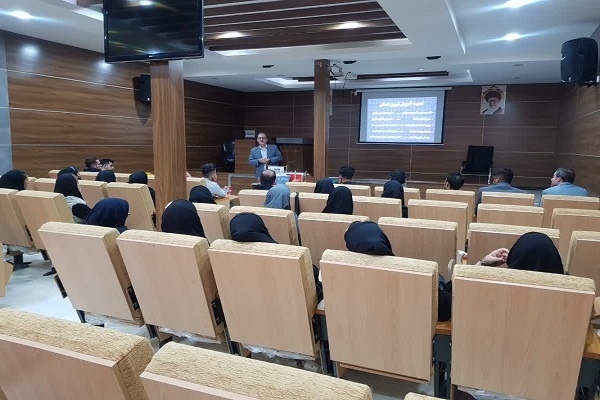 طالب محمدی رئیس آموزش و پرورش کردستان