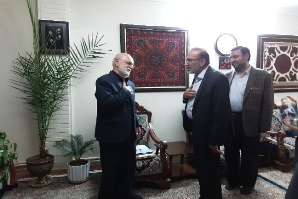 تقدیر معاون فرهنگی جهاددانشگاهی کشور از خانواده شهید هاشمی