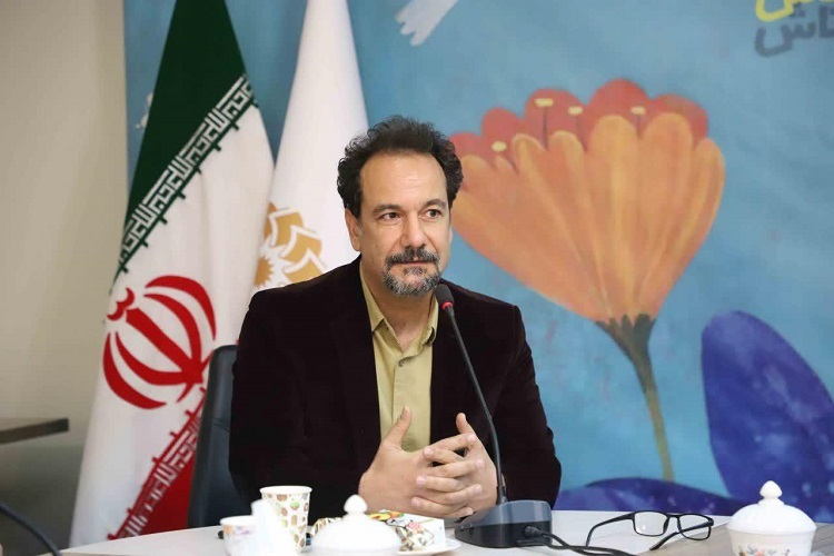 غلامرضا بکتاش شاعر حوزه کودک و نوجوان همدان