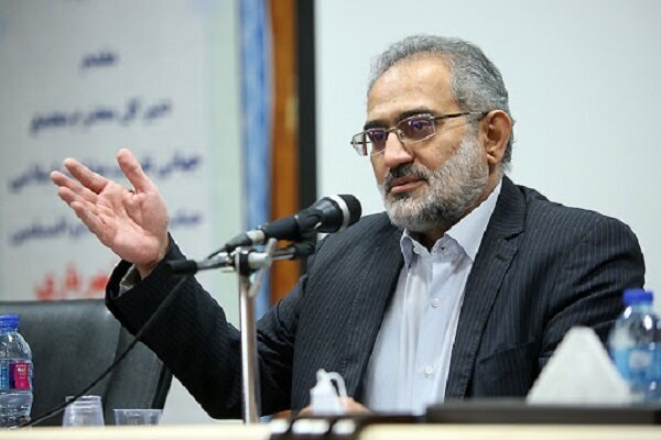 آقای محمد حسینی معاون رئیس جمهور