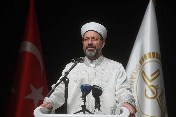 جشن فارغ التحصیلی 800 حافظ قرآن کریم در استان قیصریه ترکیه/تاکید بر نیاز جهان امروز به تعالیم قرآن