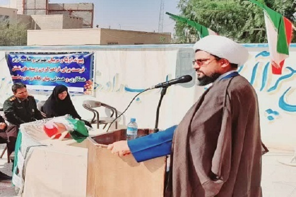 حجت‌الاسلام اشرفیان امام‌جمعه نیمروز