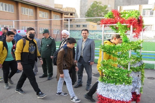 سیره شهدا گره‌گشای مشکلات کنونی است