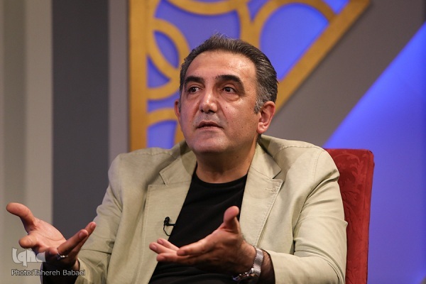 وجدان پیام اصلی «بی‌آبان» است / هر فیلم که انسان را به تفکر وادارد اثری دینی محسوب می‌شود