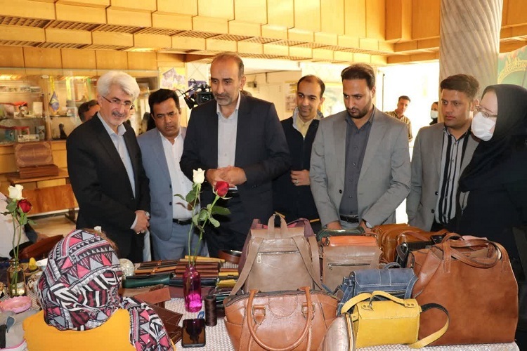 نمایشگاه عرضه محصولات معلولان، استانداری فارس