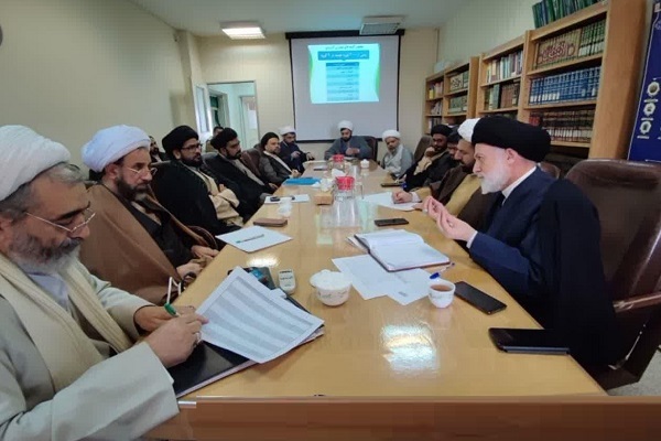 محمدعلی رضایی اصفهانی، رئیس مجتمع آموزش عالی قرآن و حدیث المصطفی