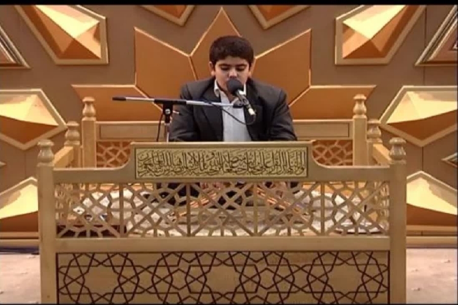 رضا عنایتی، دانشجوی حافظ کل قرآن کریم