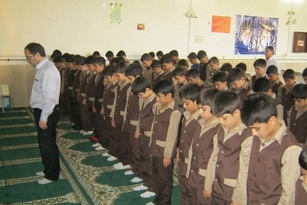 نماز در مدارس