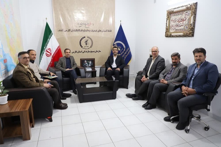 نشست مدیرکل صدا و سیمای فارس با رئیس بسیج سازندگی