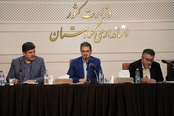 نشست هم‌اندیشی شهرداران و شوراهای اسلامی استان کردستان