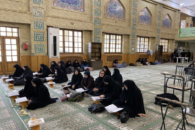 محفل انس با قرآن کریم در دانشگاه تبریز برگزار شد