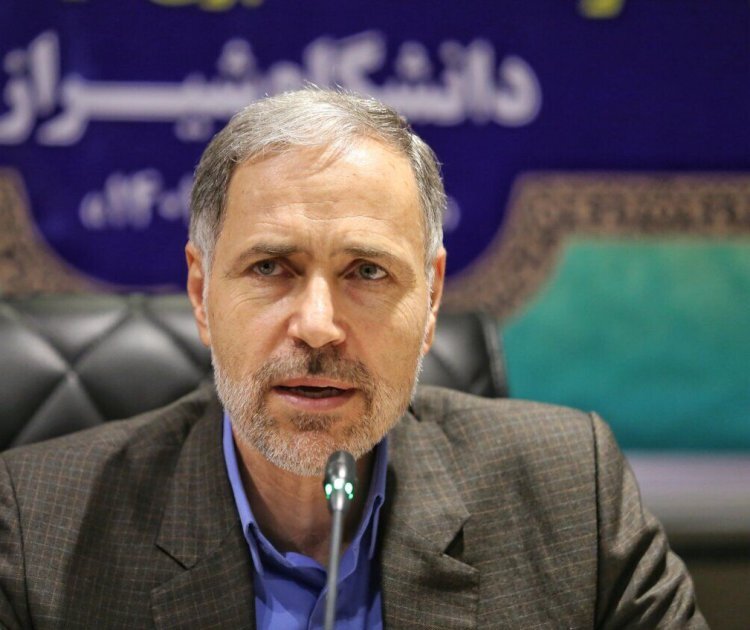کسب حلال محور پژوهش محققان علوم انسانی قرار بگیرد
