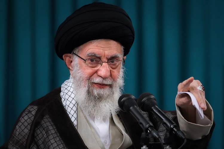 حضرت آیت الله خامنه ای، رهبر معظم انقلاب