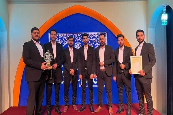 گروه مدیحه‌سرایی و همخوانی قرآن «الانوار»