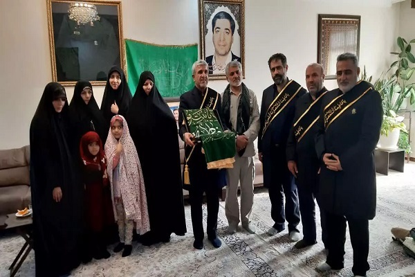 تقدیر سفیران کریمه از خانواده شهید پورجعفری