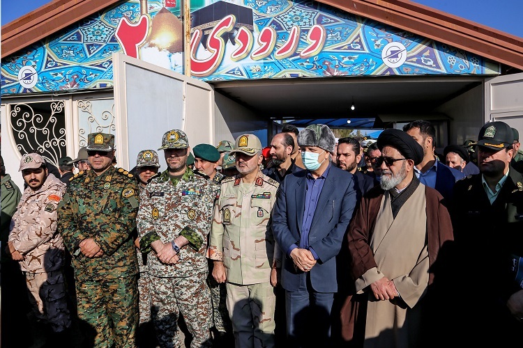 استقبال مردم تبریز از پیکر مطهر ۶ شهید گمنام دفاع مقدس + عکس استقبال مردم تبریز از پیکر مطهر ۶ شهید گمنام دفاع مقدس + عکس