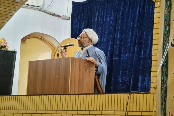 حجت الاسلام بزمانی امام جمعه ایرانشهر