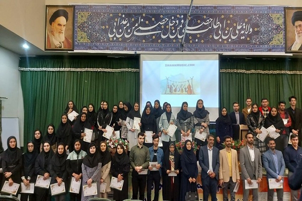 تجلیل از دانشجویان برتر دانشگاه لرستان
