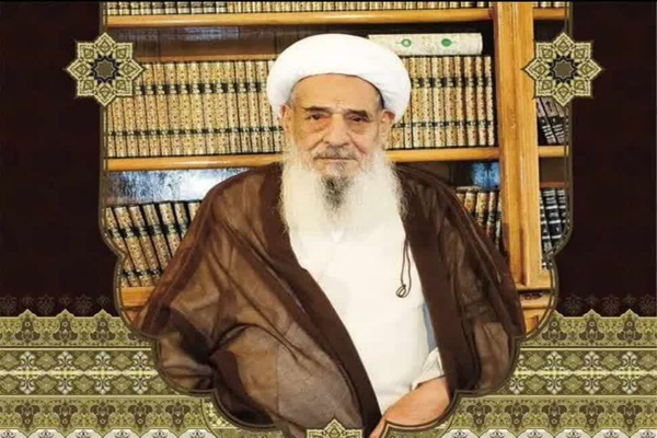 مرحوم آیت‌الله صادقی‌