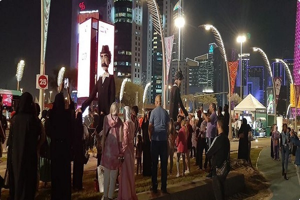 استقبال از اجرای هنرمندان ایرانی در حاشیه مسابقات جام جهانی قطر + تصاویر