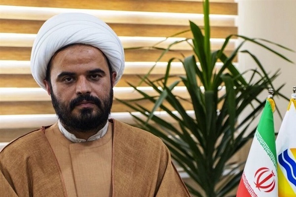 حجت الاسلام آخوندی معاون فرهنگی سازمان منطقه آزاد قشم