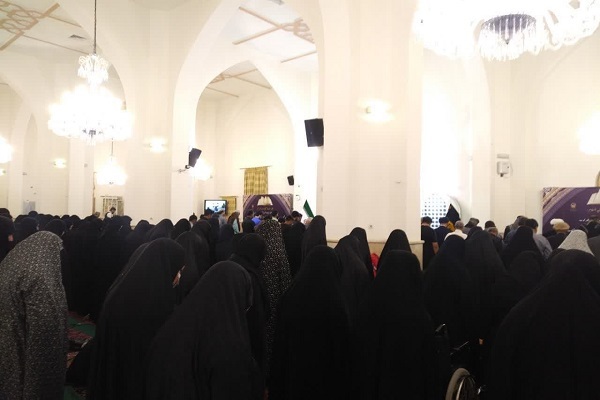 مراسم شب اول قدر اردو زبانان رواق غدیر حرم مطهر رضوی برگزار شد