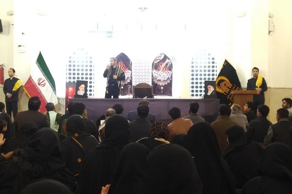 مراسم شب اول قدر اردو زبانان رواق غدیر حرم مطهر رضوی برگزار شد