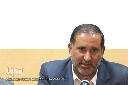 ادبیات انقلابی خلاقیت، عمق و شجاعت را در کنار هم دارد