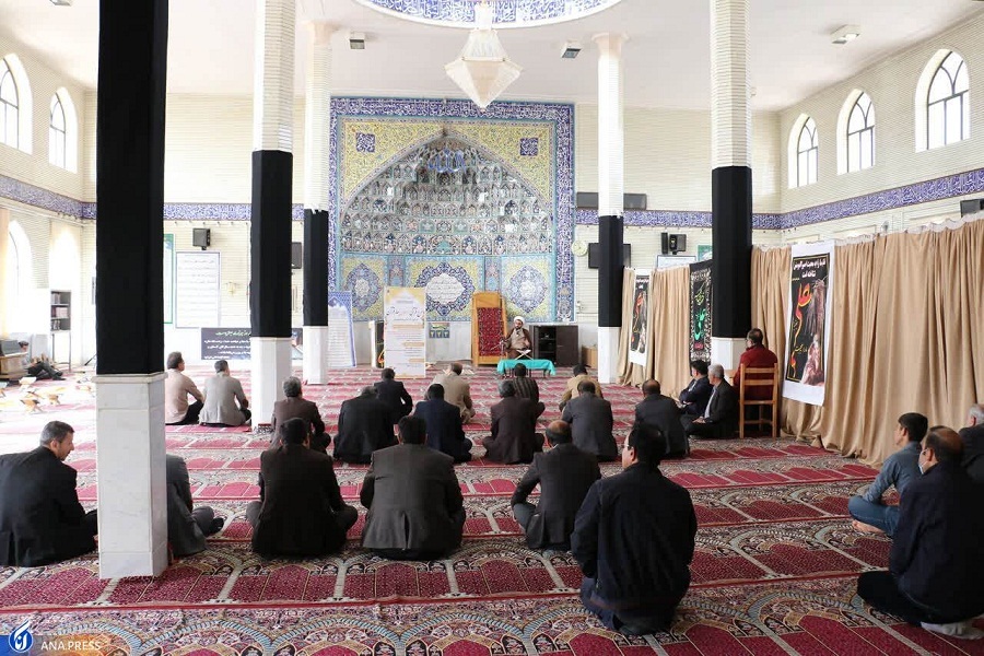 جلسات تفسیر در دانشگاه آزاد اسلامی