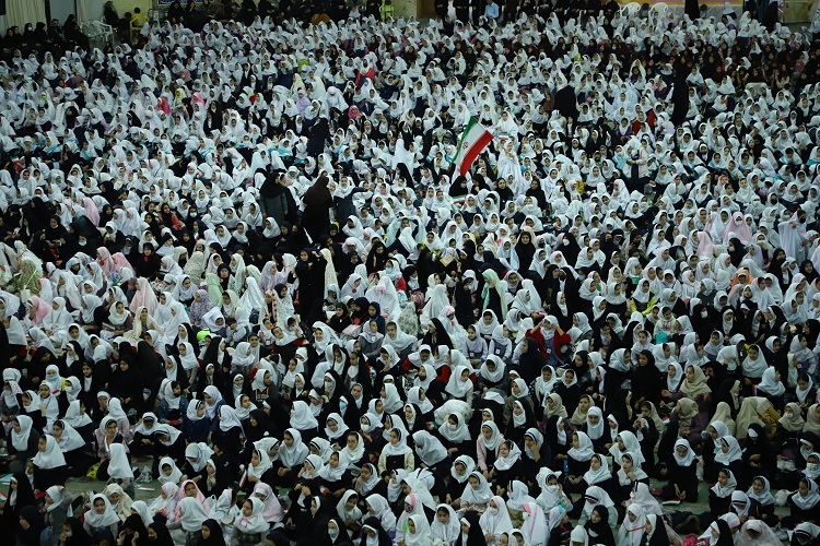 جشن ۱۰ هزار نفری روزه اولی‌ها در تبریز برگزار شد
