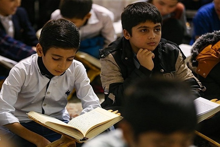محفل قرآنی دانش آموزان