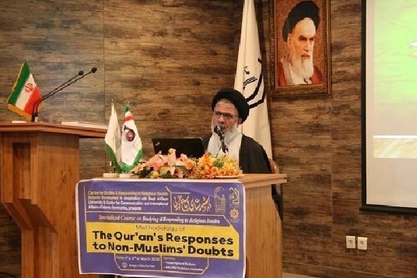 حجت‌الاسلام والمسلمین سیداحمد رهنمایی، عضو هیأت علمی گروه علوم تربیتی مؤسسه امام خمینی(ره)