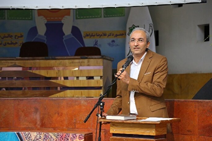 افراد مذهبی سبک زندگی متعادل‌تری دارند