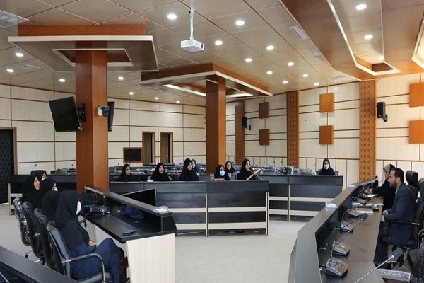 نشست اثرگذاری فرهنگی و اجتماعی بانوان هیئت علمی دانشگاه لرستان