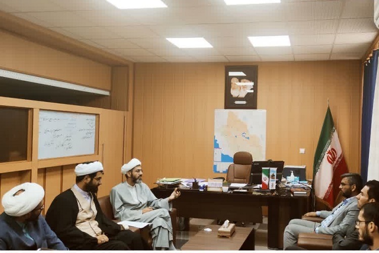 نشست مدیرکل تبلیغات اسلامی فارس با مدیرکل نهاد کتابخانه‌های عمومی
