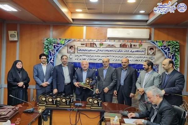 ایجاد اتحادیه ناشران را پیگیری می‌کنم