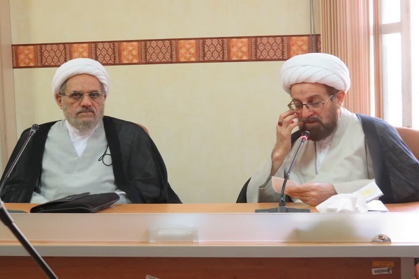 سه مبنای دیدگاه امام و رهبری در تمسک به سیره اهل‌بیت(ع)