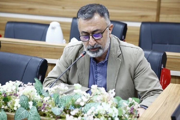 اسماعیل رنگریز معاون کمیته امداد امام خمینی سمنان ارسالی// جمعآوری 22 میلیارد تومان به نیازمندان سمنانی در عید نوروز امسال