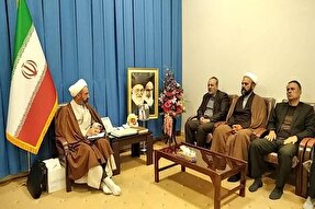 فعالیت‌های هنری در راستای اعتلای ارزش‌های اخلاقی باشد